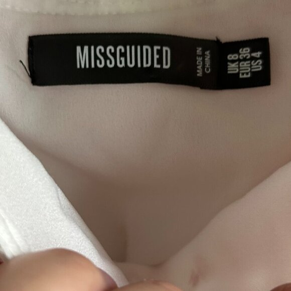 MISSGUIDED Red & White Long Sleeve Ruffled Mini Dress  US 4 - Picture 7 of 7